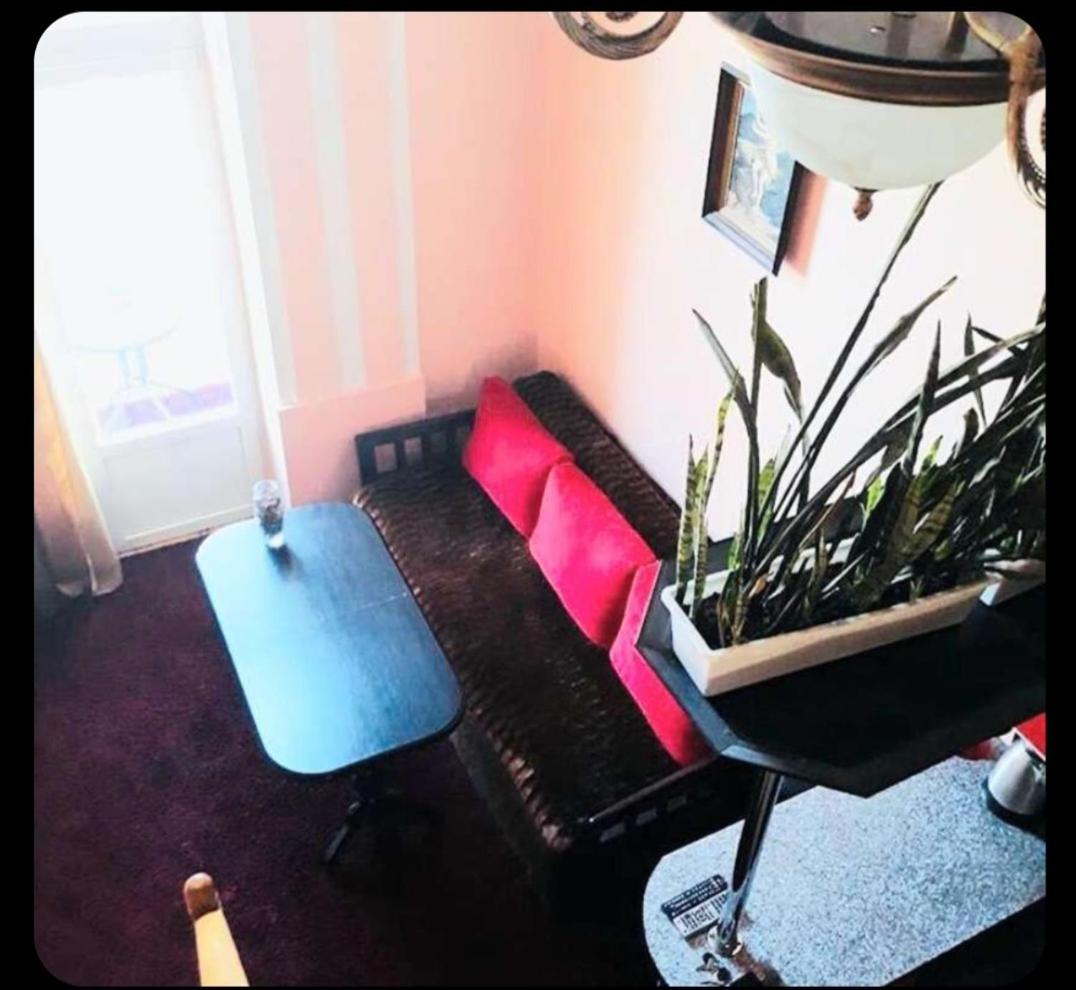 Площа Старий Ринок З Балконом Apartment Lviv Luaran gambar